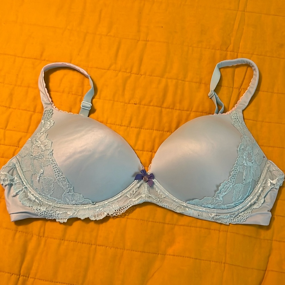 Victoria's Secret Sky Blue Lace Bra